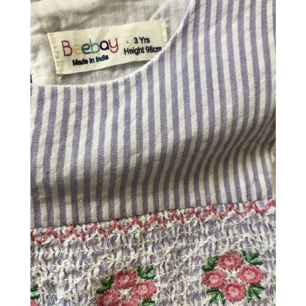 NEW Lilac Embroidered Seersucker Dress, Size 3 - Picture 4 of 8